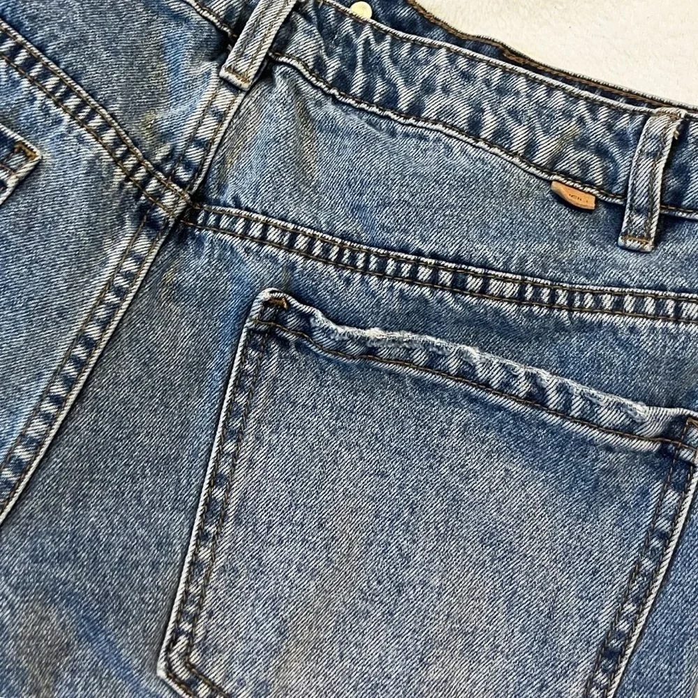 O’Neill Women’s Cut Off High Rise Button Fly Denim Shorts Distressed Sz 30 / 10